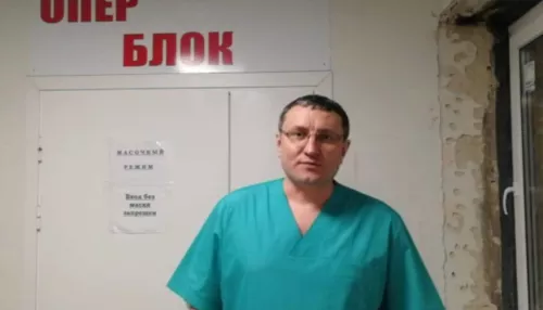 Алтайский хирург во время отпусков оперирует пациентов в зоне СВО