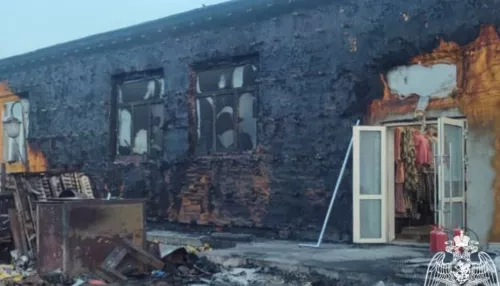 В Славгороде росгвардейцы помогли эвакуировать людей из горящего магазина