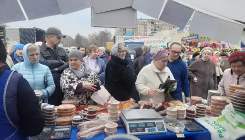 Барнаульцы скупили продуктов на 9 млн рублей в ходе заключительной ярмарки