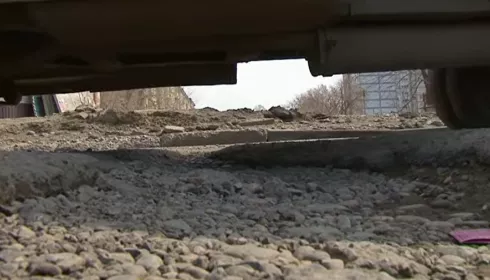 Бийчане недовольны ямами на дорогах, которые остаются после ремонта теплосетей