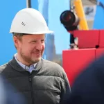 Томенко посетил предприятие, которое построит цеха на месте моторного завода