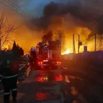Тюменское село охватил сильнейший пожар – введен режим ЧС