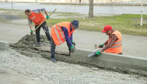 В четырех районах Барнаула начали ремонт дворов по нацпроекту