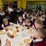 В Барнауле проверили организацию питания в 28 школах