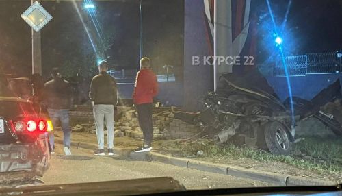 Стали известны подробности жесткого ночного ДТП в Барнауле