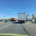 В Барнауле утром два грузовика попали в ДТП на Змеиногорском тракте