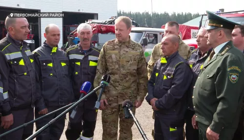 Виктор Томенко проверил ресурсы лесопожарной станции для борьбы с возгораниями