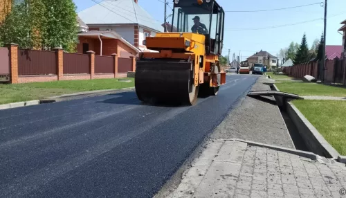 В пригороде Барнаула ремонтируют дороги в связке с жителями