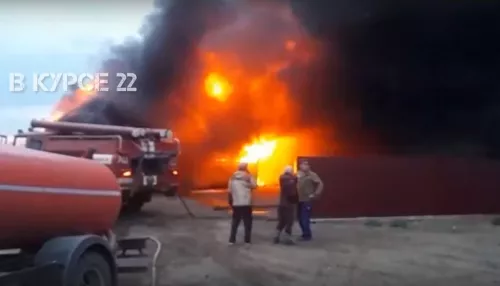 В алтайском селе произошел крупный пожар на складе