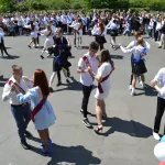 В Барнауле назвали дату окончания учебного года и последних звонков в школах
