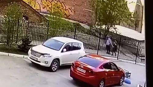 Неизвестный мужчина напал на девочку-подростка в Новосибирске