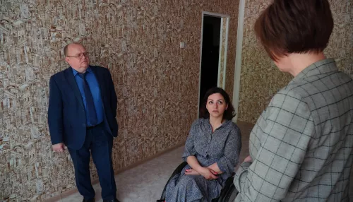 В Барнауле единороссы заинтересовались проблемой с жильем сироты-колясочницы