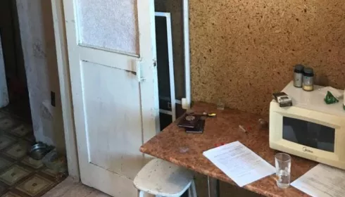 Пара из Новоалтайска открыла в квартире наркопритон