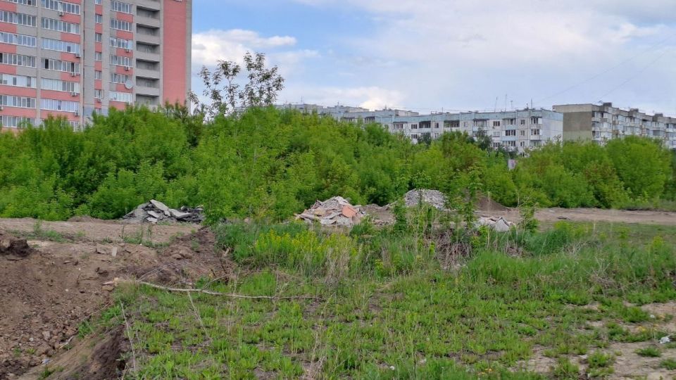 Свалка и "захоронения" строительного мусора на Павловском тракте, 152