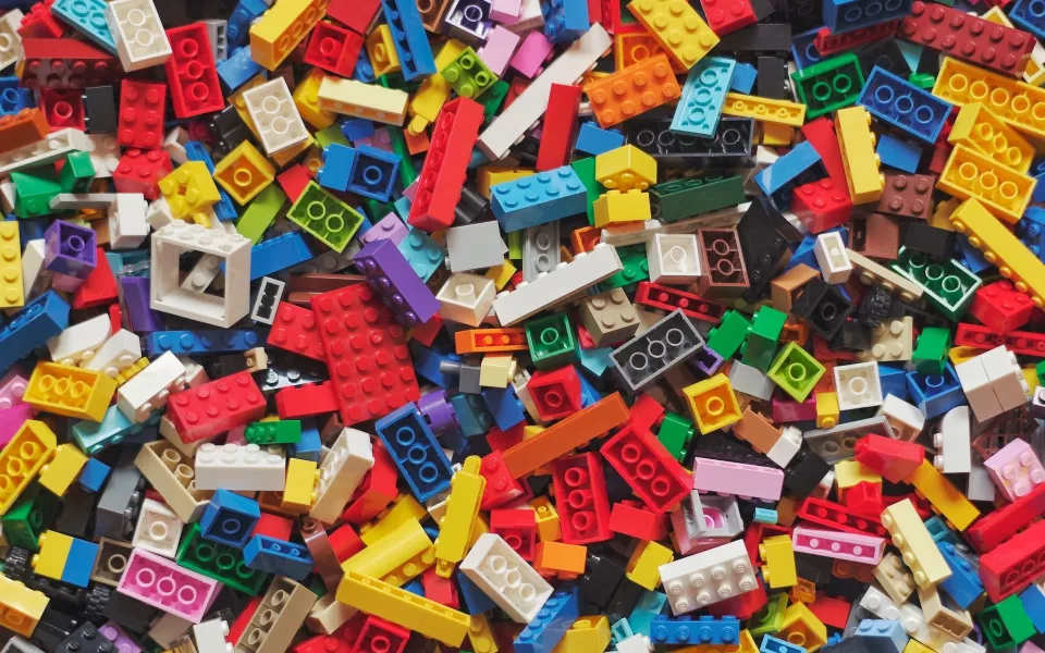 В Алтайском крае изъяли десятки тысяч поддельных конструкторов LEGO