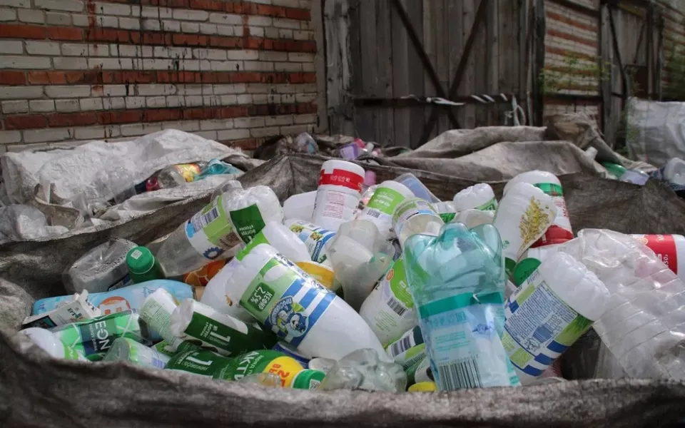 Депутаты АКЗС просят правительство РФ повременить с ужесточением экосбора за упаковку