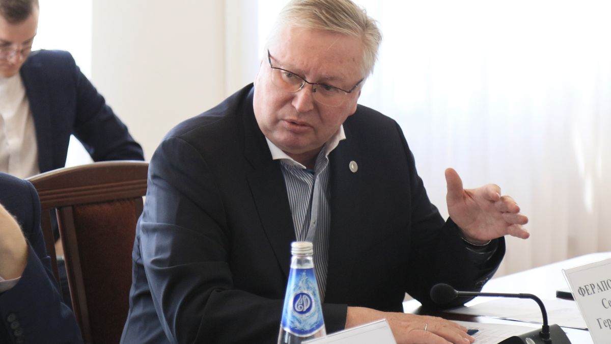 Сергей Ферапонтов