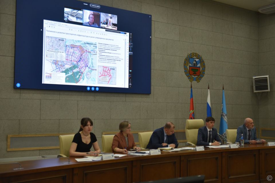 Совещание по перспективам развития транспортной инфраструктуры в Барнауле