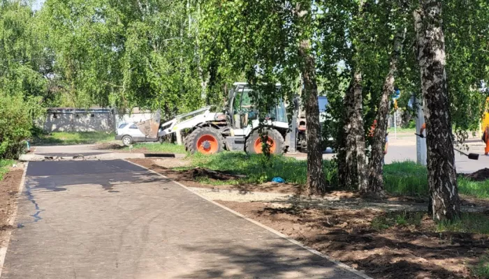 В Барнауле временно перенесли ремонт дорог и тротуаров на ночное время