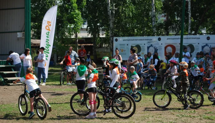 Дети на велосипеде. Как прошла акция Юные велосипедисты Барнаула