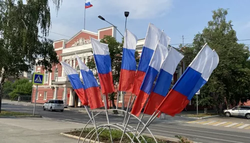 В Барнауле пройдет праздничный концерт ко Дню государственного флага