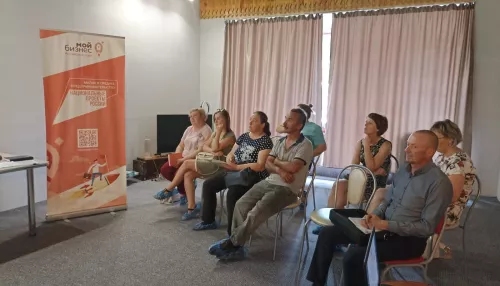 Автопоезд Мой бизнес путешествует по районам Алтайского края