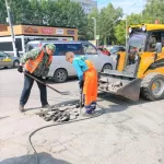 В Барнауле продолжается ремонт дорог: где сейчас идут работы