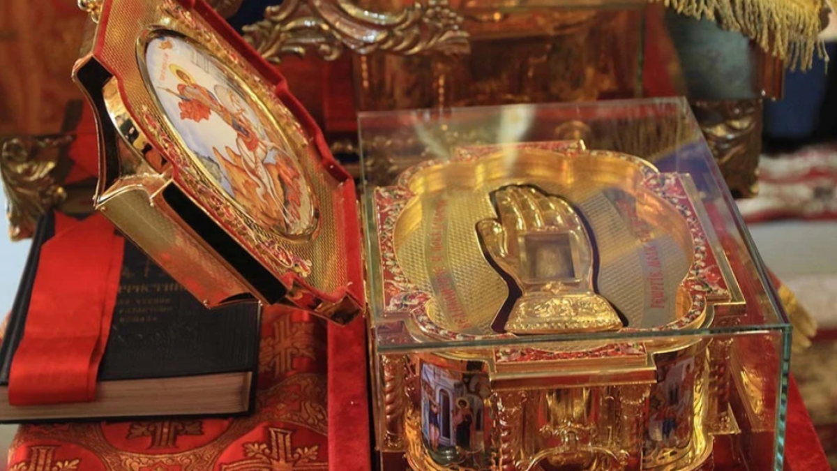 Мощи святого великомученика Георгия Победоносца в Барнауле