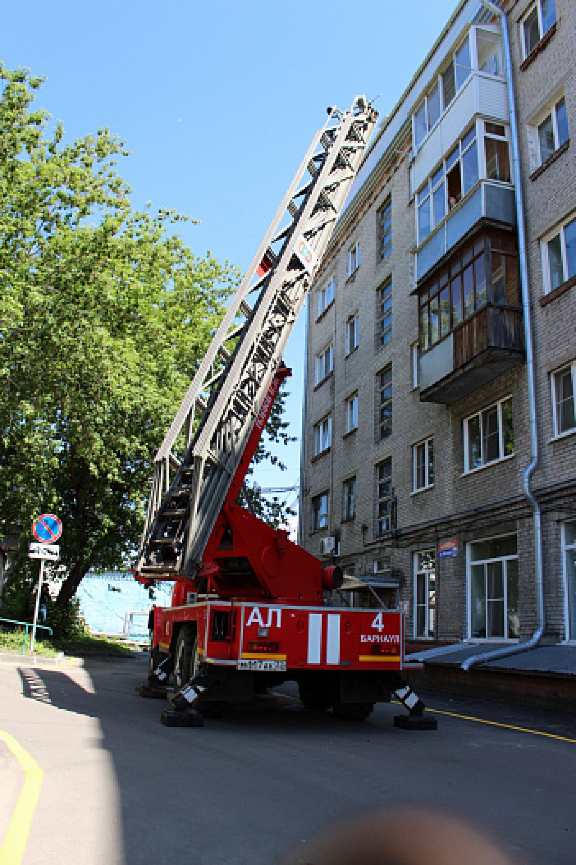 В каких дворах Барнаула появится разметка для пожарной техники - Толк  31.05.2020