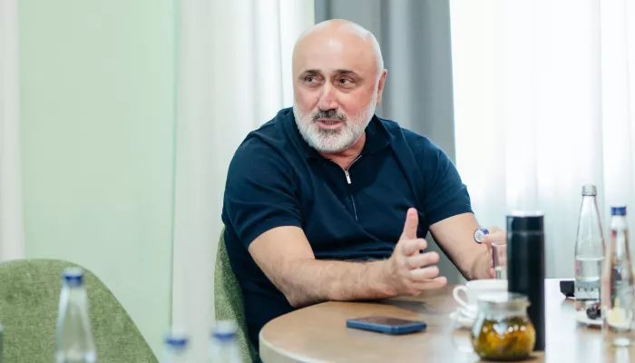 Тихая шамбала: владелец СЕЛФСТРОИТ — о безопасности, горах Алтая и инвестициях