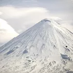 На Камчатке началось извержение вулкана Ключевской сопки