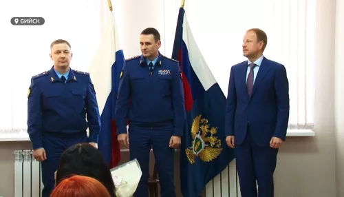Замгенпрокурора России и губернатор края провели личный прием жителей в Бийске