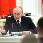 Путин заявил о желании России мирно урегулировать конфликт на Украине