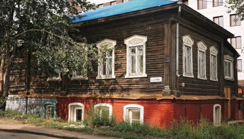 118-летний дом-амбар в Барнауле снесли, чтобы построить торгово-офисный центр