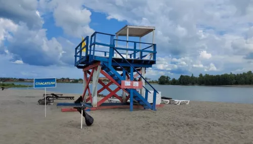 В Барнауле городской пляж на острове Помазкин готов к приему посетителей
