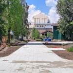 В поте лица: как за закрытыми воротами преображают старейший парк Барнаула