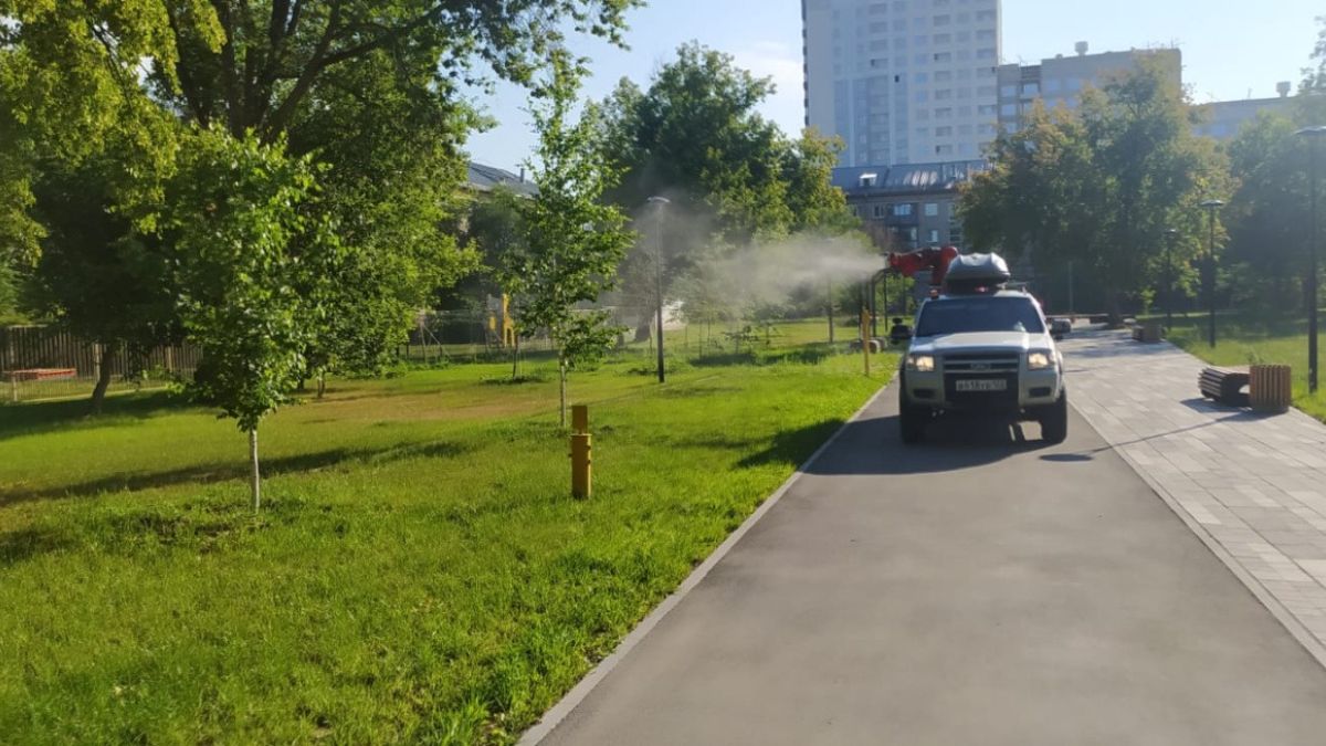 Обработка общественных территорий от комаров в Барнауле