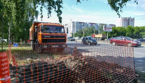 В Барнауле на улице Попова начали строить систему ливневок