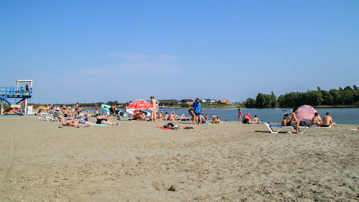 Жара в Барнауле. Городской пляж
