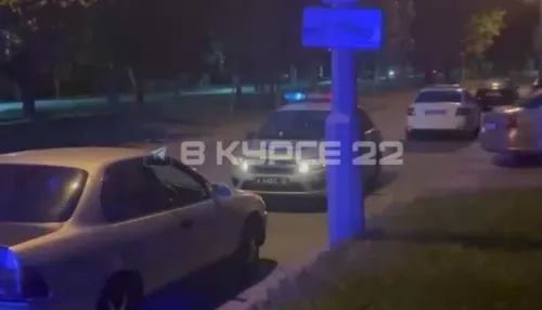 В Барнауле полицейские задержали водителя после погони