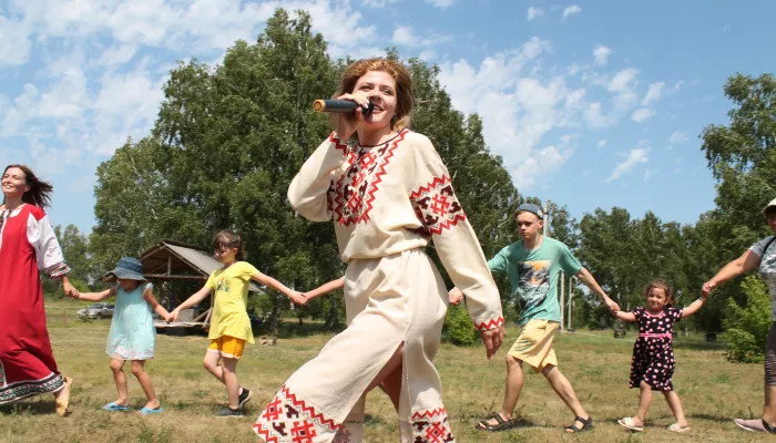 Ярко и со звездными гостями: какие фестивали пройдут летом в Алтайском крае