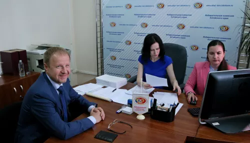 Томенко подал документы для регистрации в качестве кандидата в губернаторы края