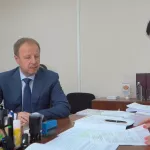 Томенко подал документы для регистрации кандидатуры на пост губернатора края