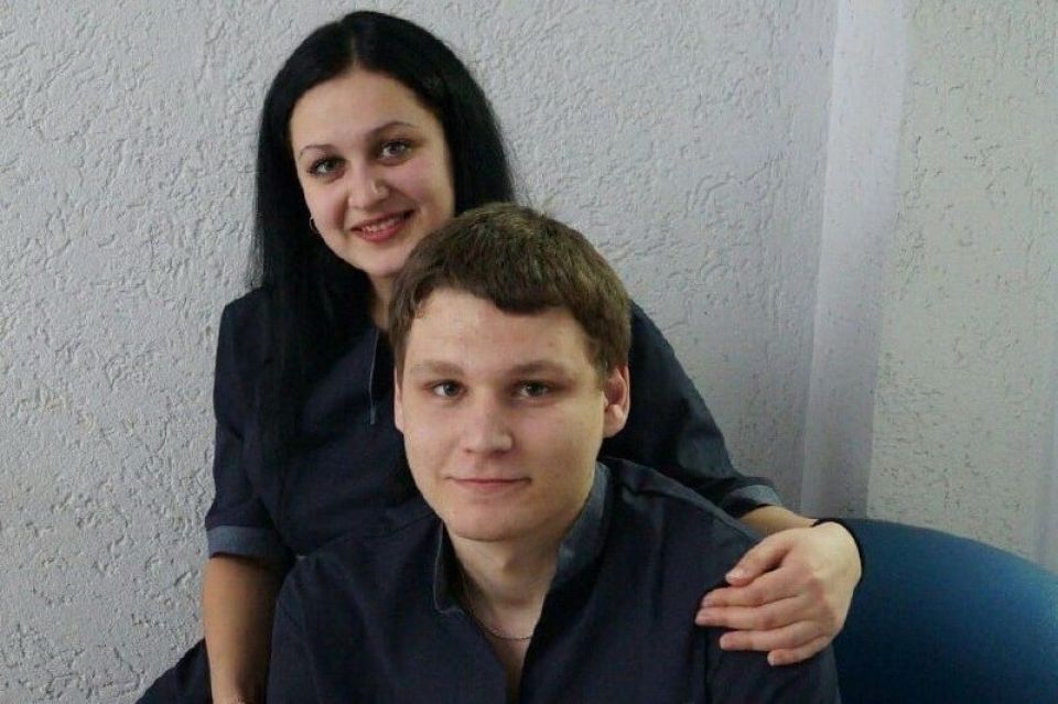 Виктория и Никита Сотниковы
