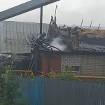 В Барнауле загорелись два частных дома по улице 4-й Западной. Фото