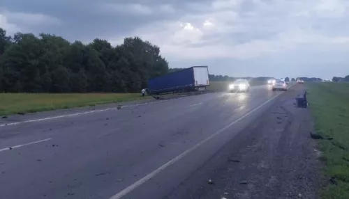 23-летний водитель Лексуса погиб на дороге в Новосибирской области