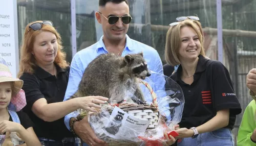 Более 4 тысяч человек пришли отметить день рождения Барнаульского зоопарка