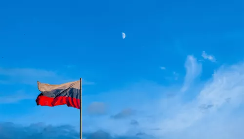 Когда День государственного флага и что это за праздник