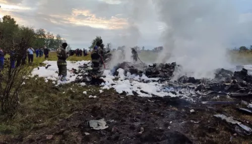 Фрагменты самолета Пригожина находят в километрах от места авиакатастрофы