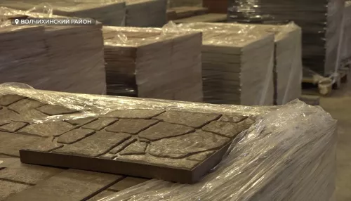 Как алтайская компания превращает полимерные отходы в прочную уличную плитку